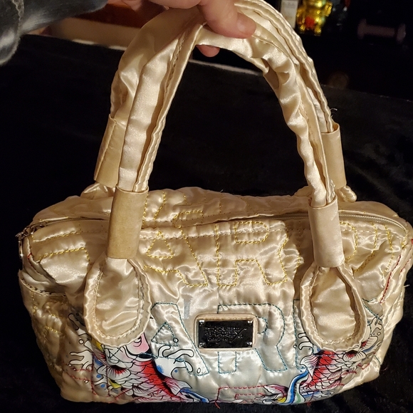 Vintage Quilted Ed Hardy Cream Shoulder Bag with Embroidered Koi Fish Design - Picture 4 of 6